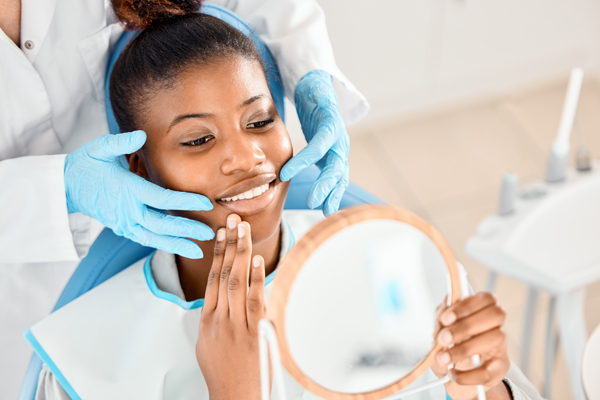 How Dental Veneers Help Patients Achieve A Brighter, More Balanced Smile