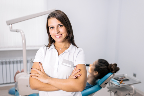 Major Benefits Of Implant Supported Dentures Over Traditional Options