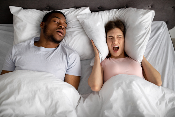 Sleep Apnea And Your Mouth: Warning Signs Dentists Spot And Treatment Paths
